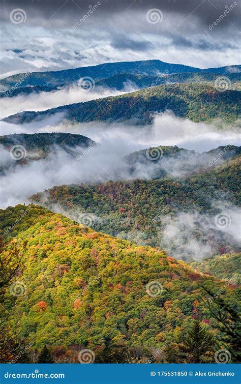 Autumn in the Appalachian Mountains Viewed Along the Blue Ridge Parkwa ...