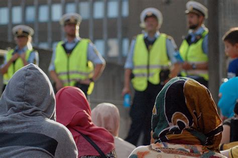 Denmark burqa ban: "My clothes, my choice"