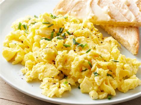 Creamy Cottage Cheese Scrambled Eggs Recipe