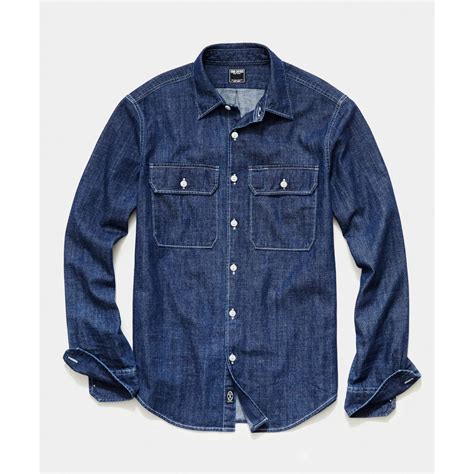 30 Best Men's Denim Shirts in 2024, According to Style Experts