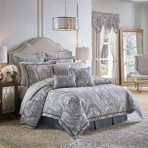 Croscill Seren King Comforter Set, Blue, 4 Piece : Amazon.in: Home ...