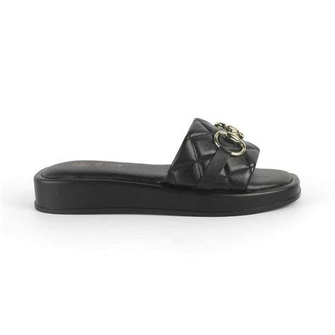 Buy Black Women's Wedges - The Arezzo Black | Tresmode