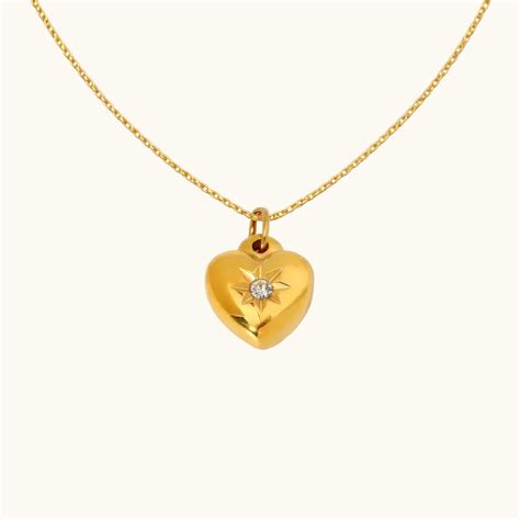 Starlit Heart Pendant – 18K Gold Plated Online at best price – ZAISHA