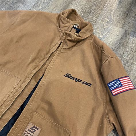 Snap-On coat Large - Depop