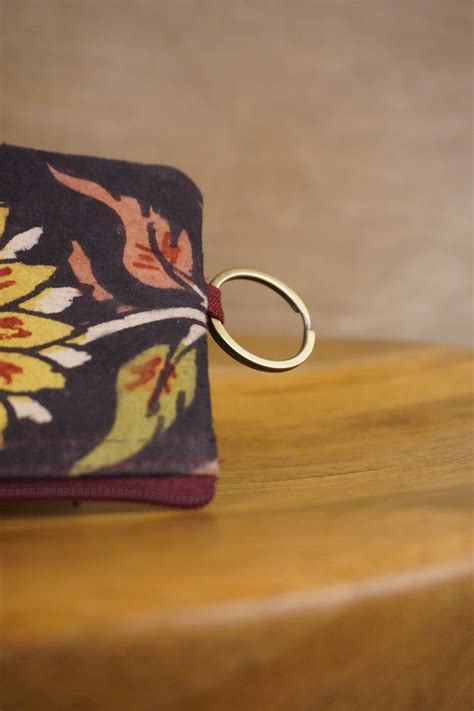 Purses & Pouches – Matkatus