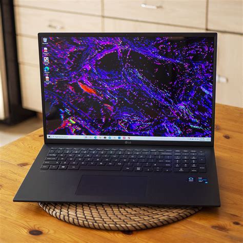 LG Gram 17 Inch Laptop 的图像结果