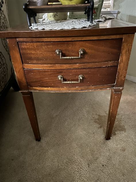 2 Antique End Tables for Sale in Quartz Hill, CA - OfferUp