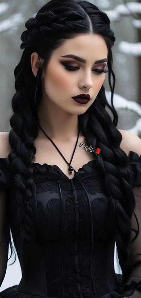 Pin by ♡ ℒℯ𝑦l𝑎♡ on Al art & gothic photo in 2024 | Gothic hairstyles ...