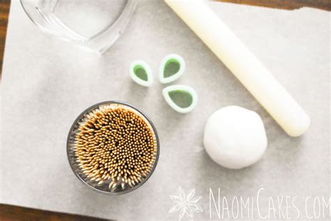 Image result for Roses Using Gum Paste Tutorial