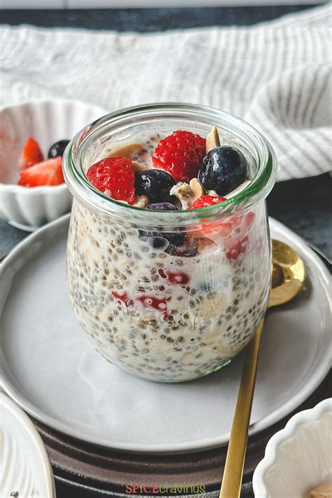 Overnight Oats With Chia Seeds - Spice Cravings