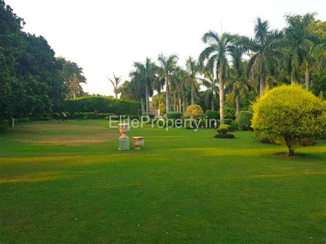 Ultra Luxurious Farmhouse For Sale in Sultanpur Farms, Chattarpur, New ...