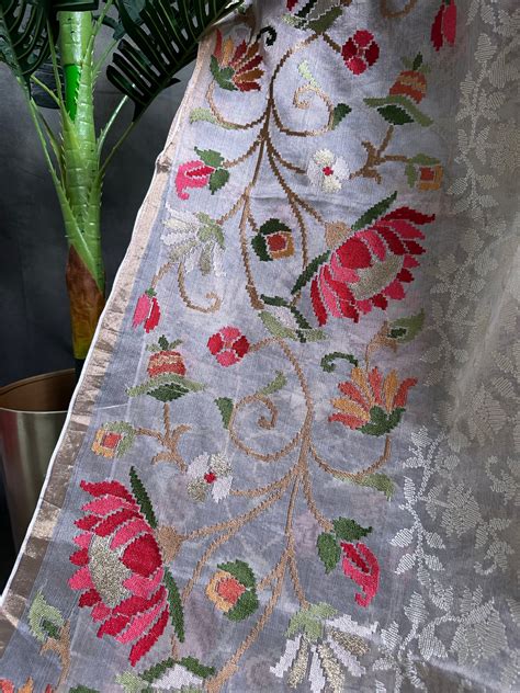 White Tissue Floral Skirt Border Embroidery Saree – ASNN
