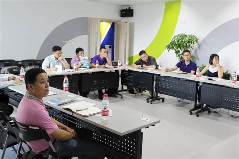 苍南县商务局举办跨境电商主题沙龙