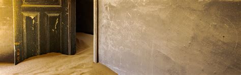 Download wallpaper sand, room, the door, section interior in resolution ...