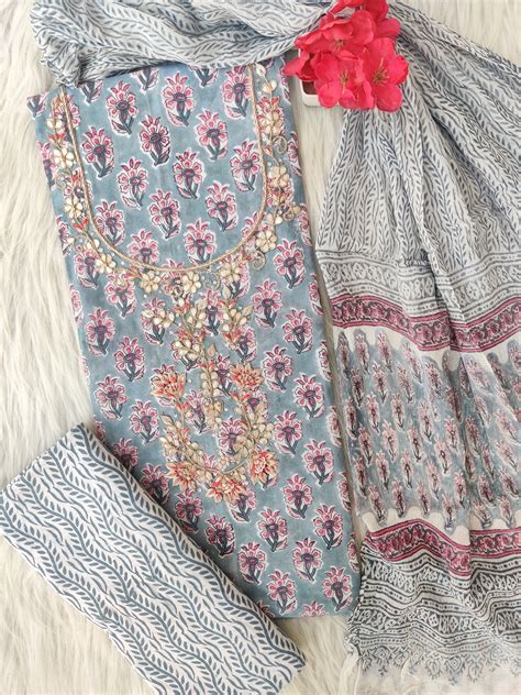 FLORAL PRINTED COTTON GOTA PATTI SUIT WITH CHIFFON DUPATTA – thestudiobagru