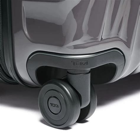 19D Pc International Expandable 4 Wheel Carry On