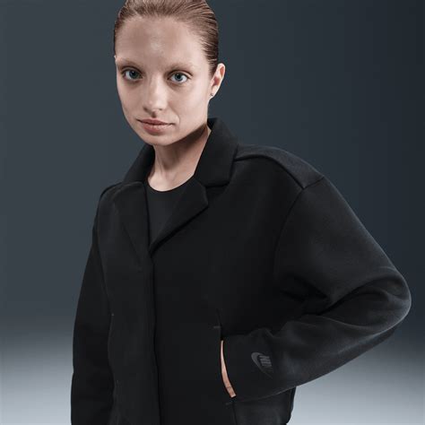 Women's Sweatshirts. Nike SG