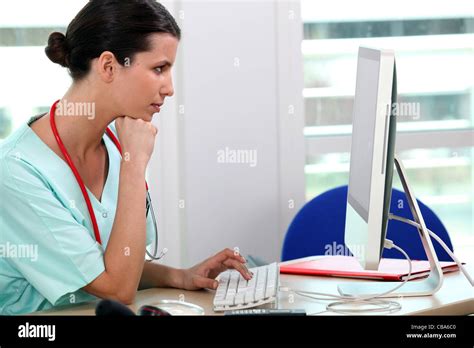 Nurse at Computer 的图像结果