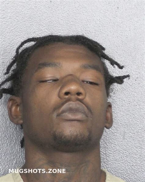 DAVIS VASEAN 10/14/2022 - Broward County Mugshots Zone