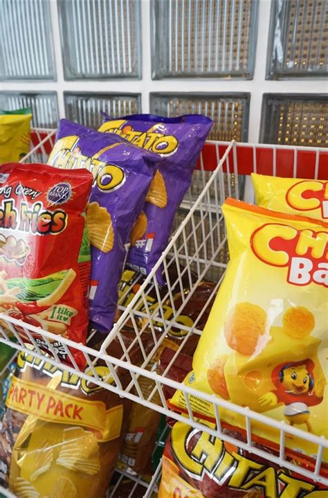 RAK UNTUK JUALAN SNACK TIPE OREO, 4 SUSUN KERANJANG