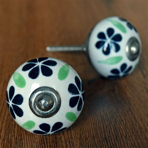 Cosmea Floral Ceramic Cabinet Drawer Knob – Spruce and Pop