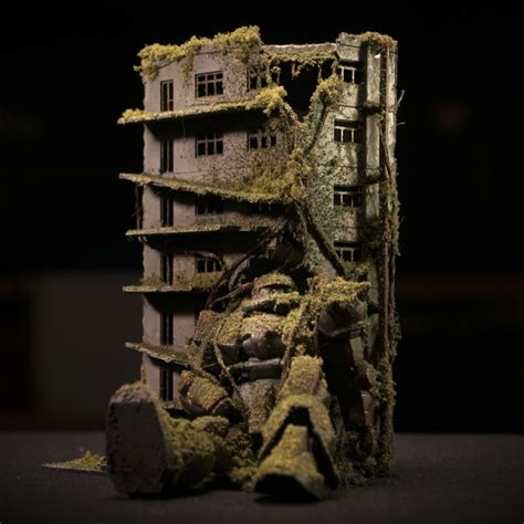 Building Gundam Ruins – Diorama Challenge – Modelrailroader.ca