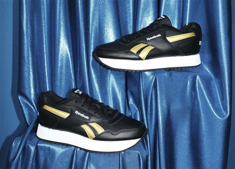 Yekkow Shoes 的图像结果