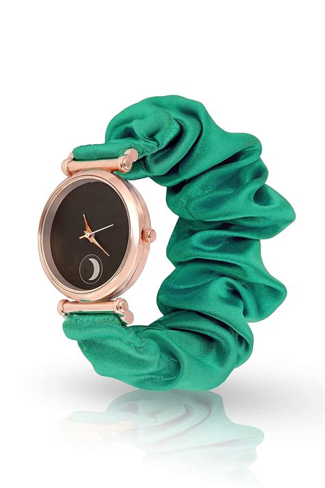 Buy Ilumina HUSIRE'S Scrunchies Watch with Classic & Unique Scrunchies ...