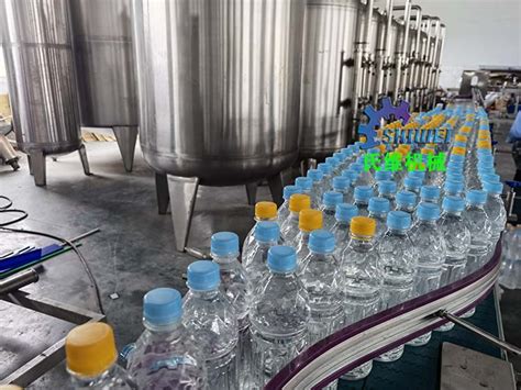 瓶装水生产流水线,工业生产,各行各业,摄影素材,汇图网www.huitu.com