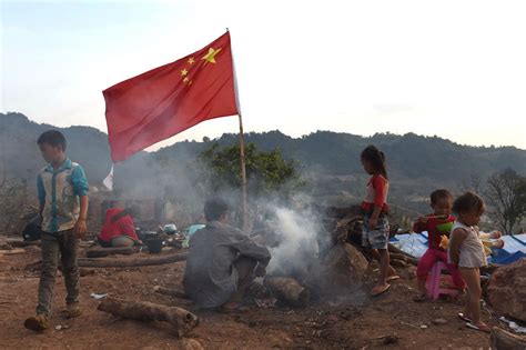 缅北战事全面升级：数百中国公民被困3天|缅甸|果敢|缅北_新浪新闻