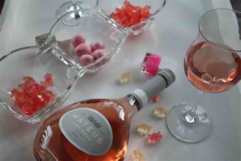 Best Dry Rosé Wine To Drink Year-Round