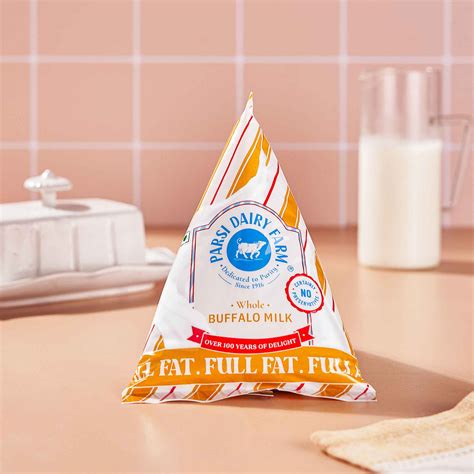 Full Fat Buffalo Milk – Pure & Creamy | Parsi Dairy Farm