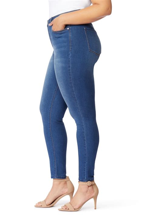 Curve Appeal | Essential Skinny Jeans | HauteLook