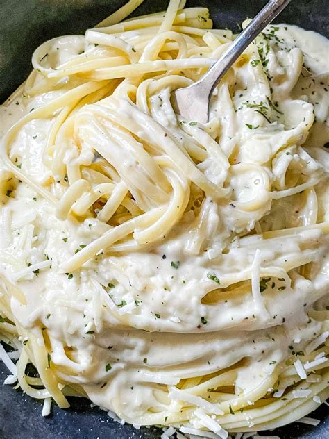 Linguini Alfredo