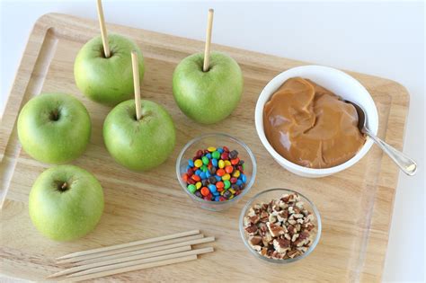 How to Make Gourmet Caramel Apples - Glorious Treats