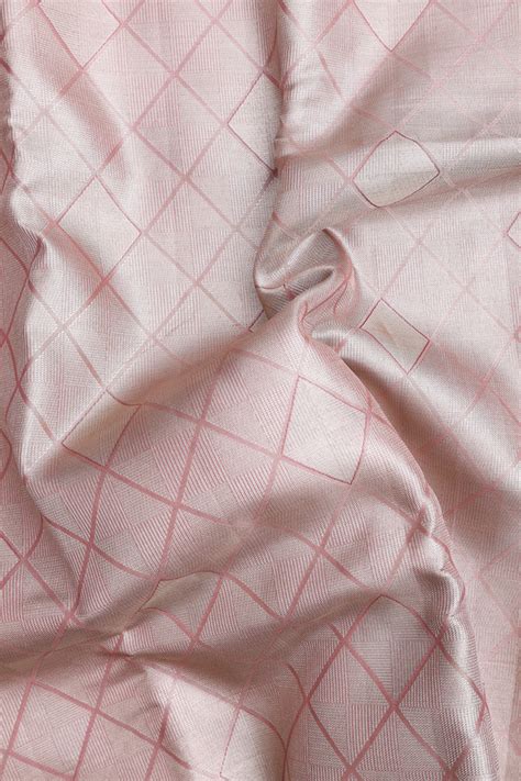 Kanchipuram Zari And Threadwork