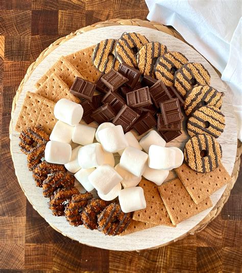 How to Make a S’mores Charcuterie Board: Tips, Ingredients, and Ideas