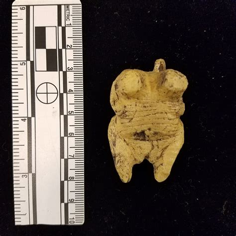 ♀️ VENUS OF HOHLE FELS, ANCIENT GERMAN PALEOLITHIC FEMALE FIGURINE・ STL ...