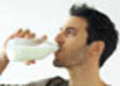 Drink milk for healthy bones - Times of India