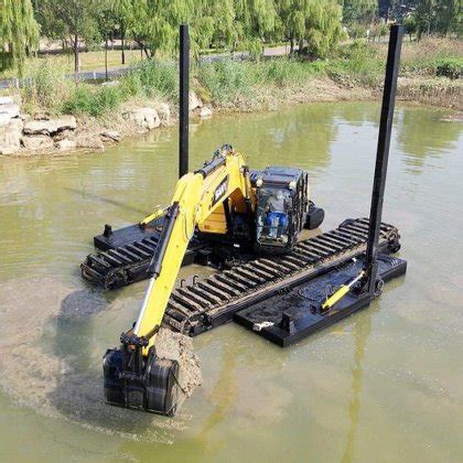 20 Ton Amphibious Excavator for Oil and Gas Machine Design for Cleaning ...