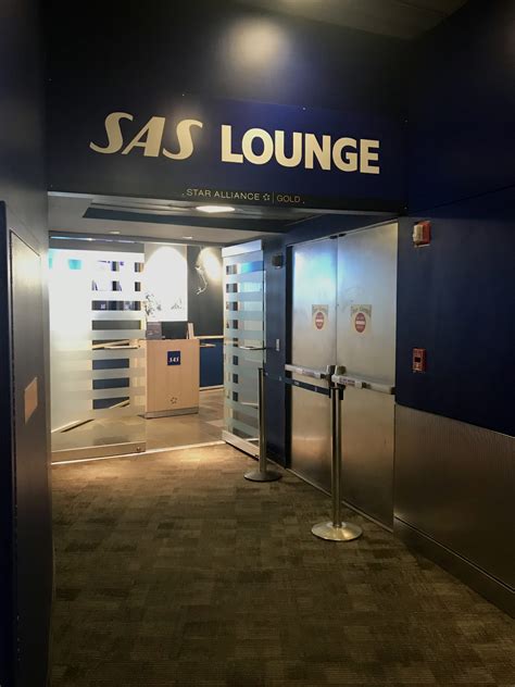 Ett besök i SAS Lounge Newark, New York - lite mera rosa reseblogg