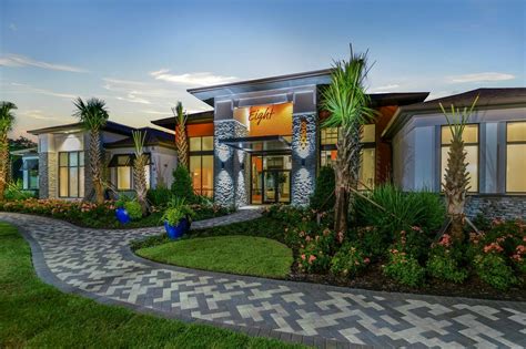 Starlight | Eight at East