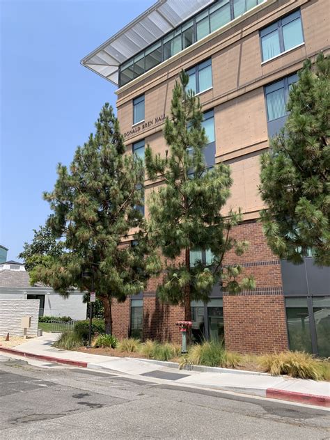 Donald Bren School of Information and Computer Science - Cannon