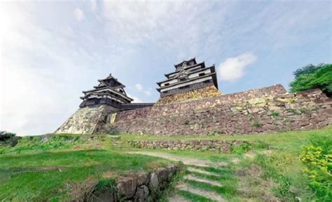 App der Präfektur Tottori ermöglicht virtuellen Rundgang durch die Burg ...