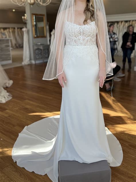 Ashley Renee Bridal New Wedding Dress - Stillwhite