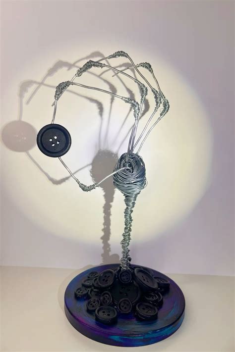 🧵🪡Coraline Other Mother Hand🧵🪡 | Coraline art, Coraline aesthetic, Coraline