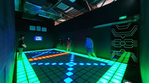 Hot LED Rolling Floor Mapping Display Installation |Interactive Play