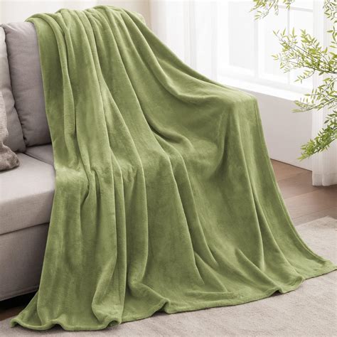 Amazon.com: BEDELITE Fleece Blankets Sage Green Throw Blankets for ...