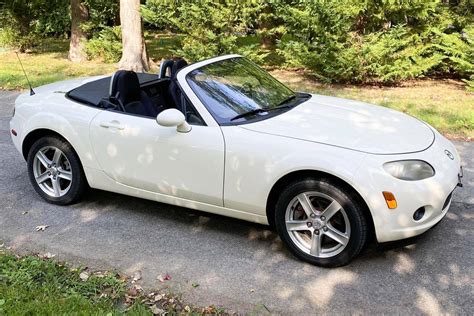 2006 Mazda MX-5 Miata Touring for Sale - Cars & Bids