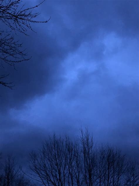 Dark Blue Sky Clouds